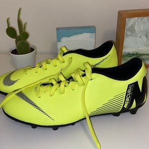 BRAND NEW Nike Mercurial Vapor 12 Soccer Cleats